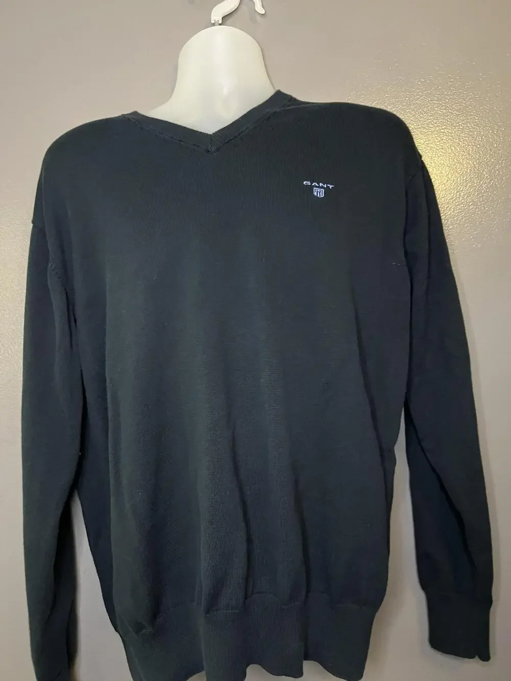 GANT Sweater Mens XL Black V Neck 100% Cotton Logo Knit Pullover Classic Fit